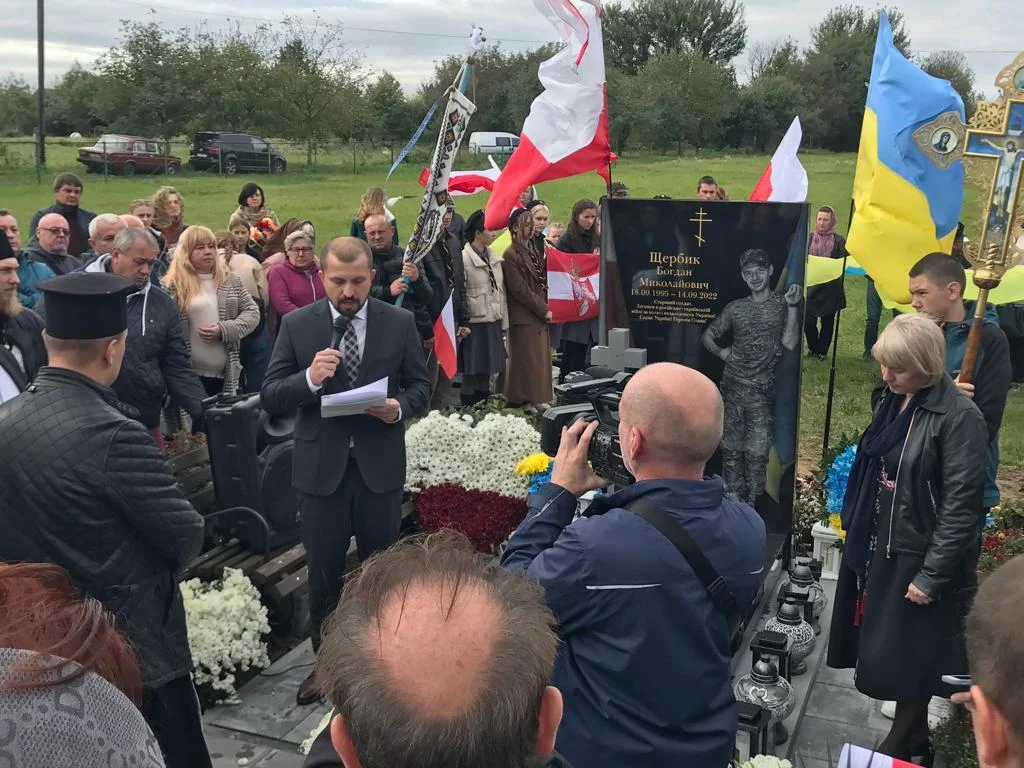 Це зображення має порожній атрибут alt; ім'я файлу image-2.png.webp